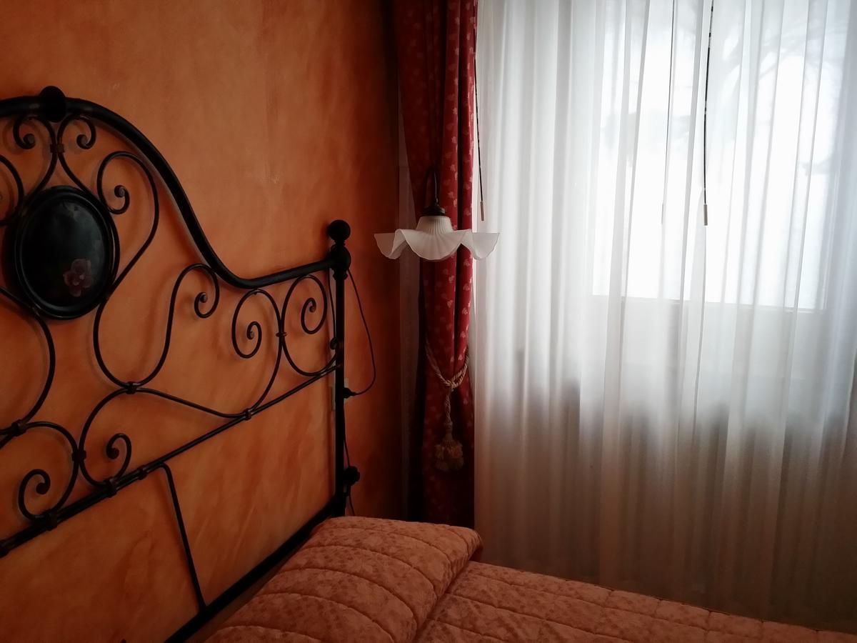 Albergo Diana سيريتو لاغي الغرفة الصورة